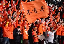 kaiyun官方在线体育-转会期葡超焦点战；上海申花防线松动；信心回归；细节决定成败